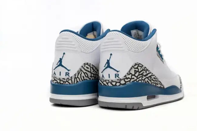 One Kick Jordan 3 CT8532-148 Air Wizards 0516